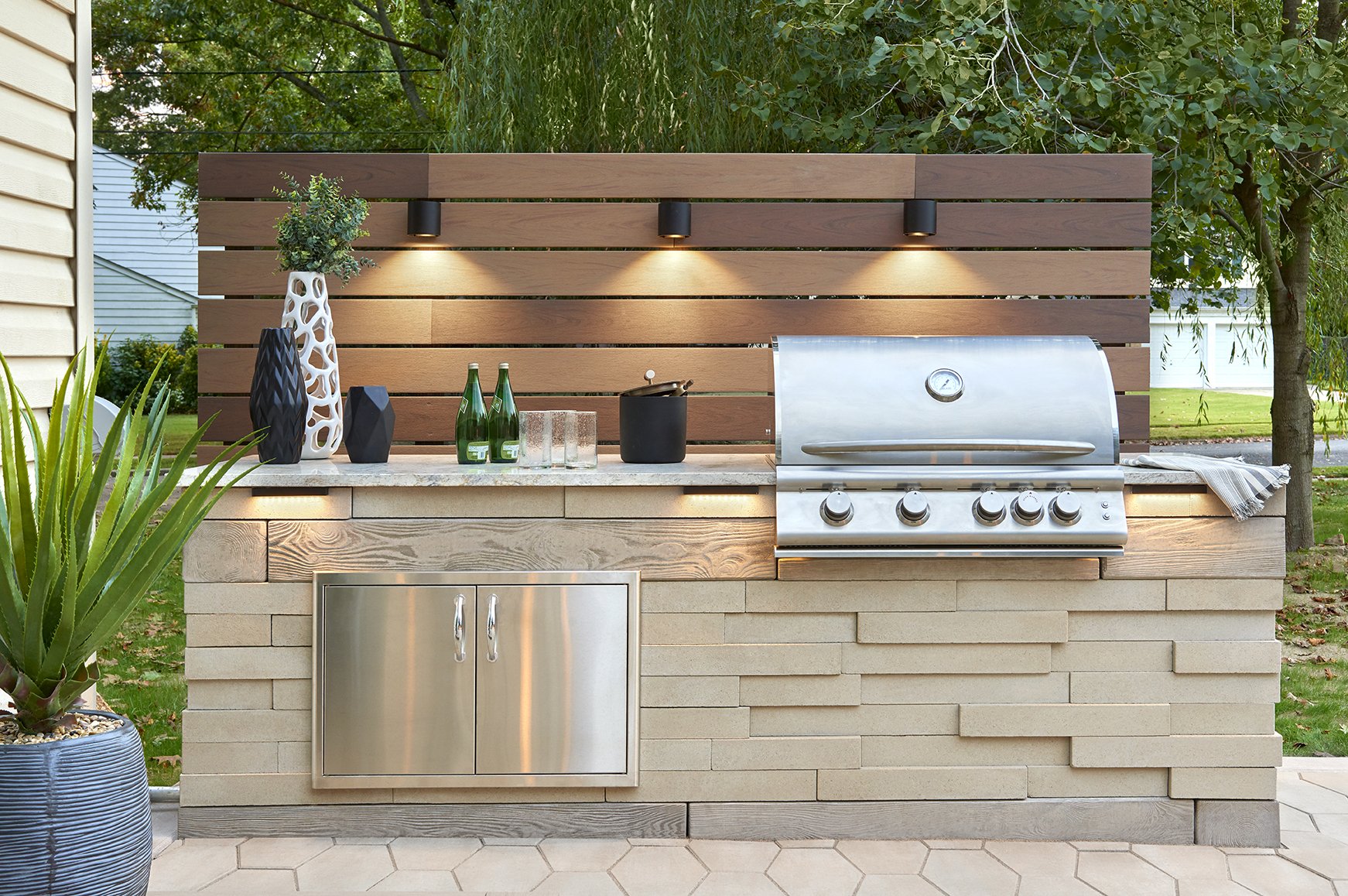 Nuestra cocina exterior en el patio trasero Graphix