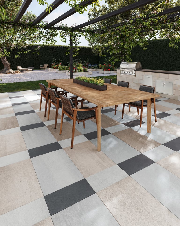 DNICKELCocina al aire libre con adoquines coloridos
