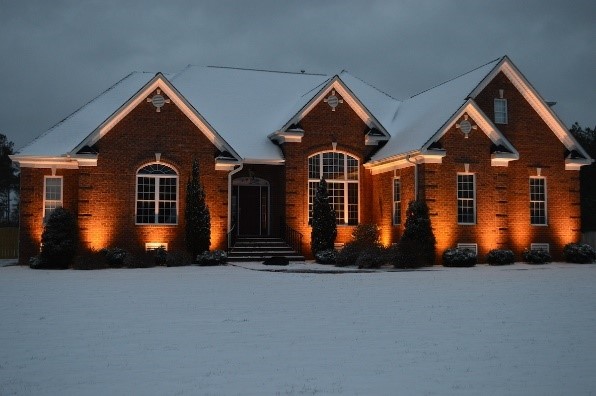 Winter-Curb-Appeal-1.jpg