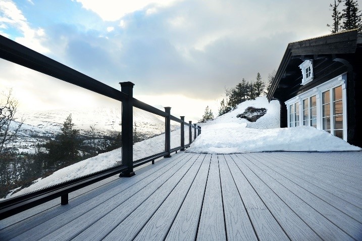Winter-Curb-Appeal-10.jpg